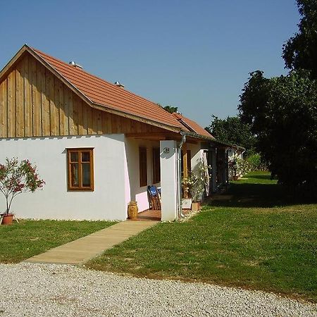 Villa Martonvendeghaz 1 Gelse Exterior foto